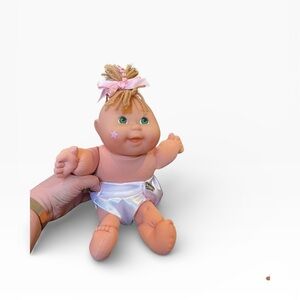 2000 millennium cabbage patch kid baby doll y2k vintage retro